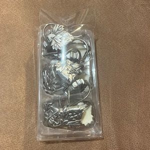 12 Pack Shower Hooks